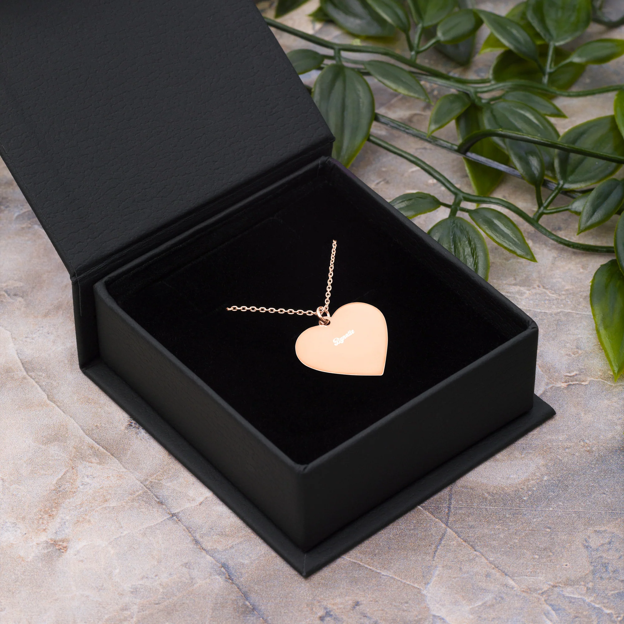 Bynetta Engraved Silver Heart Necklace - Image 3